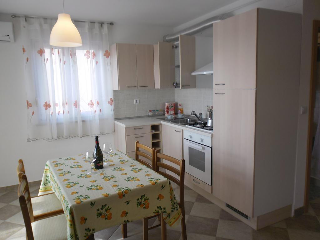 Apartments Mb Pula Quarto foto